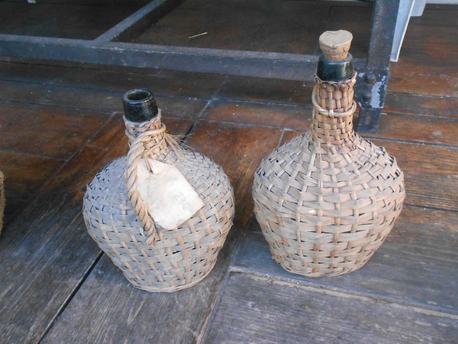 Garrafoes antigos vime verga palha palhinha diversos tamanhos