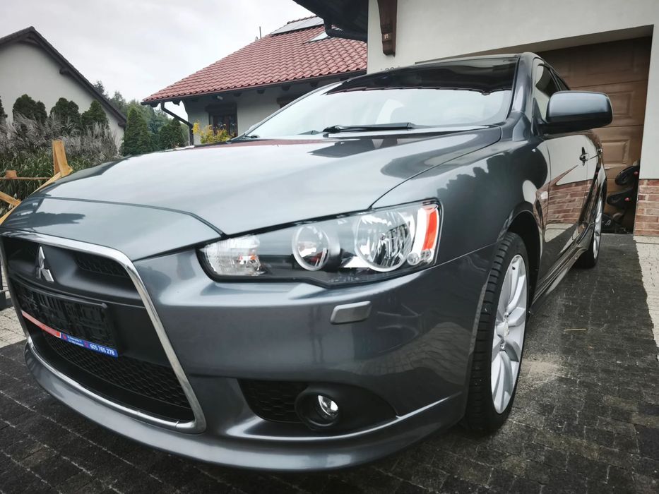 Mitsubishi Lancer