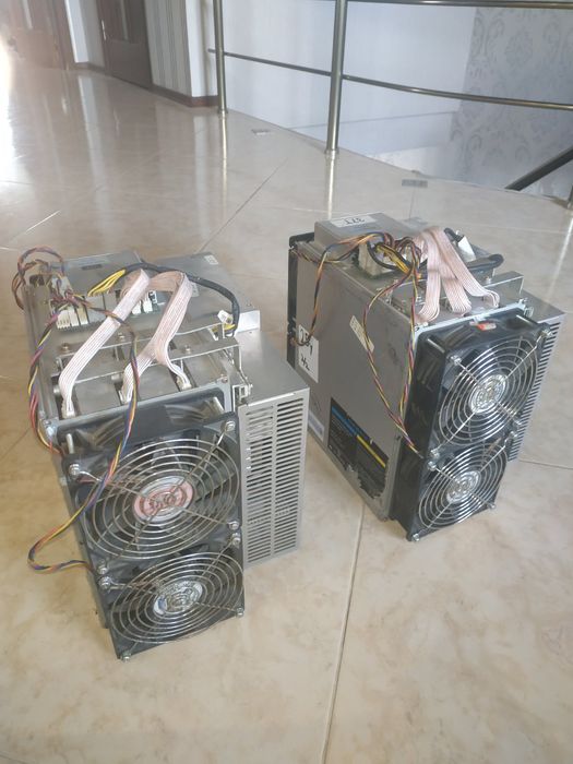 Asic-майнер Innosilicon T2TH 37 Th/s 2900 Вт з БП (T2TH 37T)
