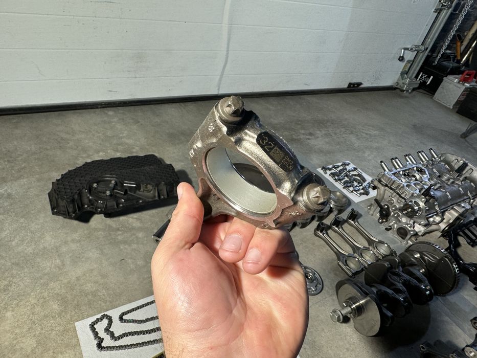Двигун DGUA 2.0 tfsi в разбор по запчастинам Volkswagen Tiguan