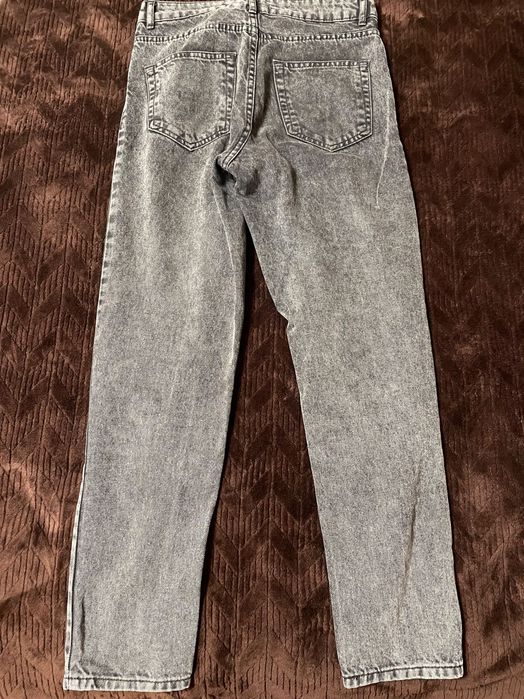 Темно сірі джинси