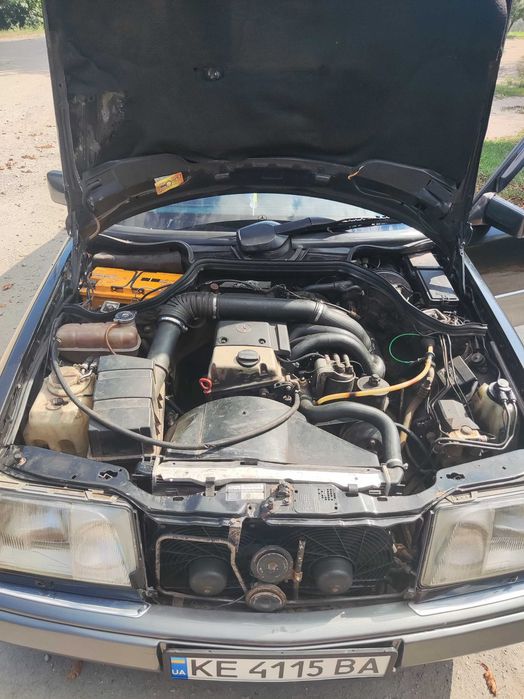 Продам Мерседес w124 рестайлинг