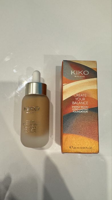 Тональна основа Kiko тон 04 honey