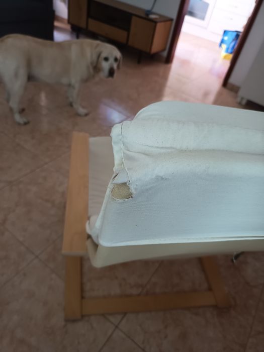 Poltrona IKEA cor branca