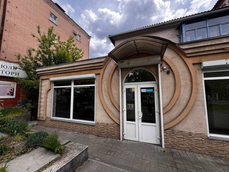 Продаж приміщення вільного призначення в районі Ж/Д вокзалу!