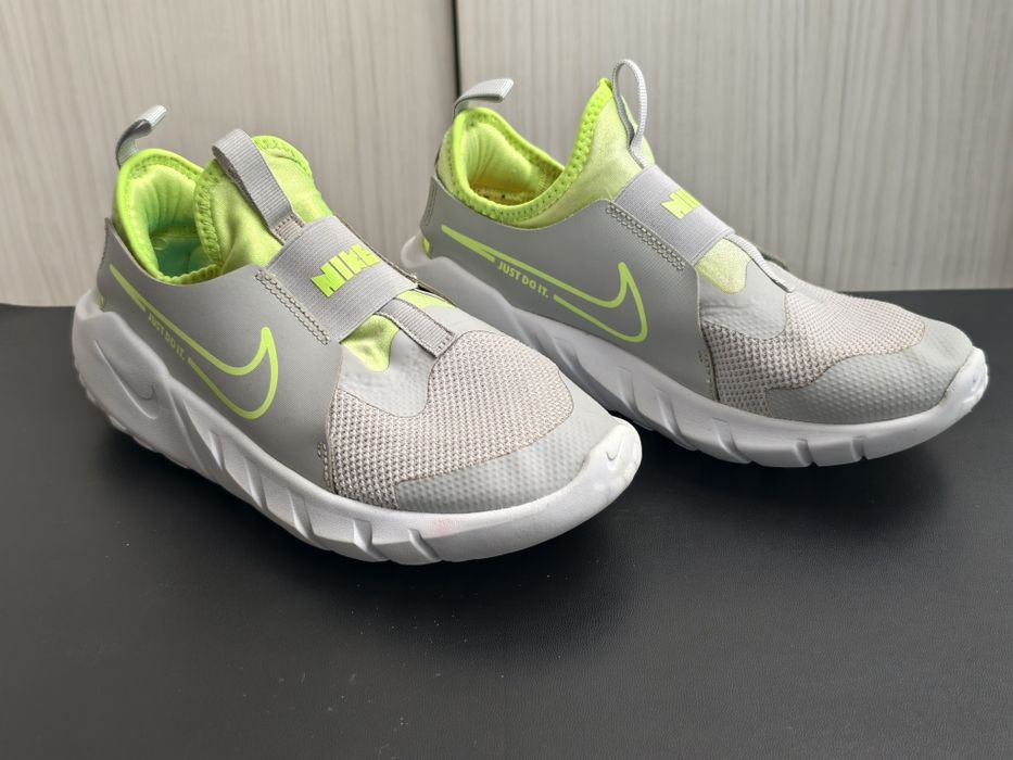 Дитячі кросівки Nike Flex Runner 2 (36,5р.)