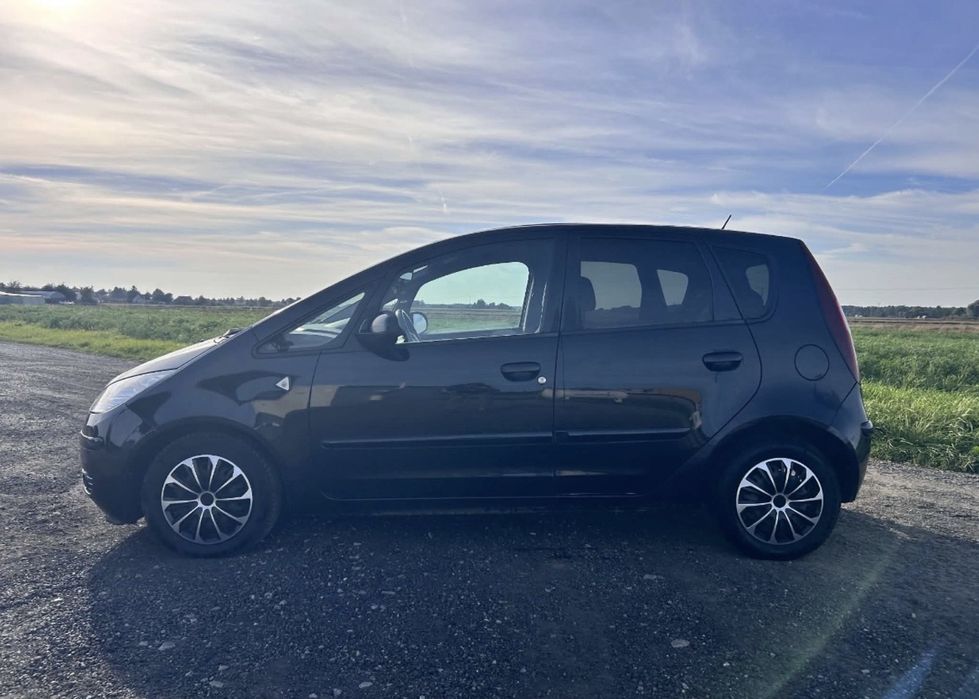 Mitsubishi Colt.