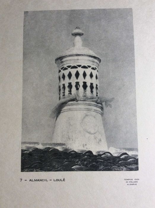 Theme: Algarve. Chimneys. To be selected with a unit price of €1. Lot 264737894501763121