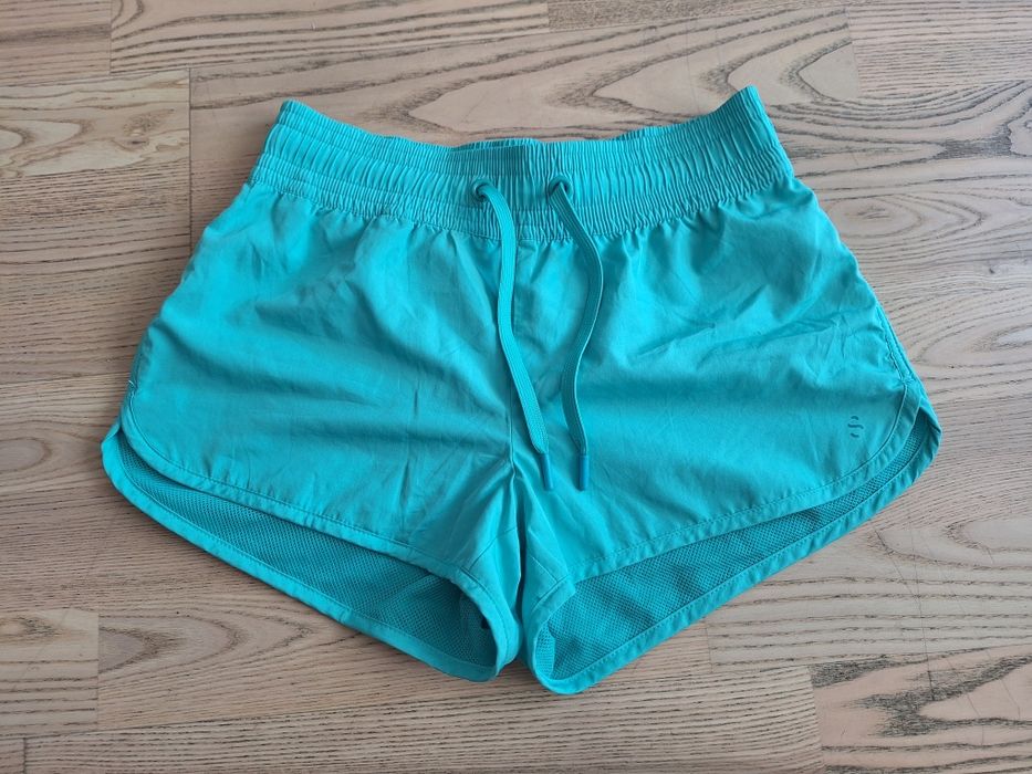 Spodenki do bieganie na sportowe H&M