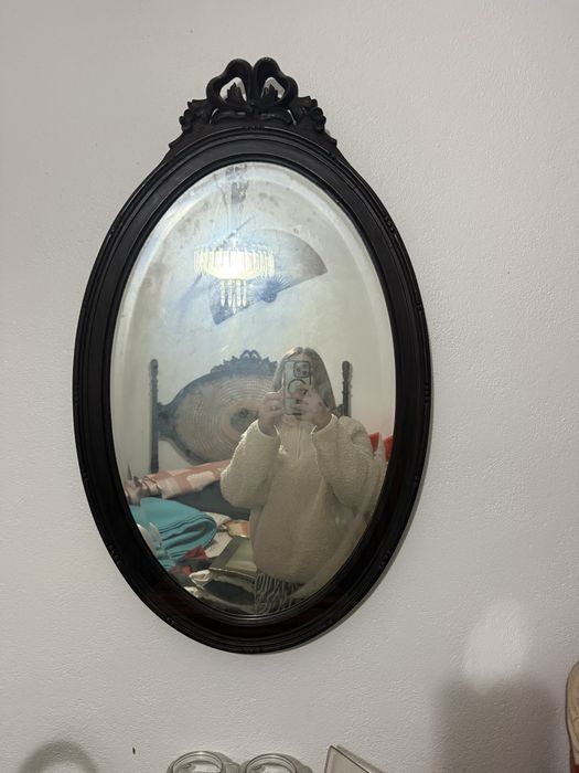 Conjunto de quarto antigo em madeira