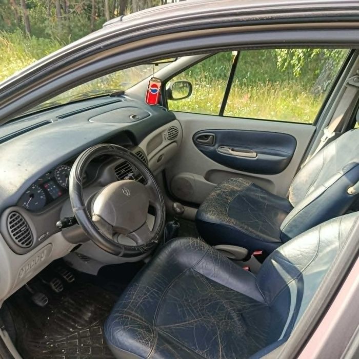 Sprzedam Renault scenic 1.6 16v