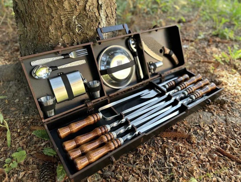 Якісний набір шампурів у кейсі! Неймовірний подарунок начальнику!