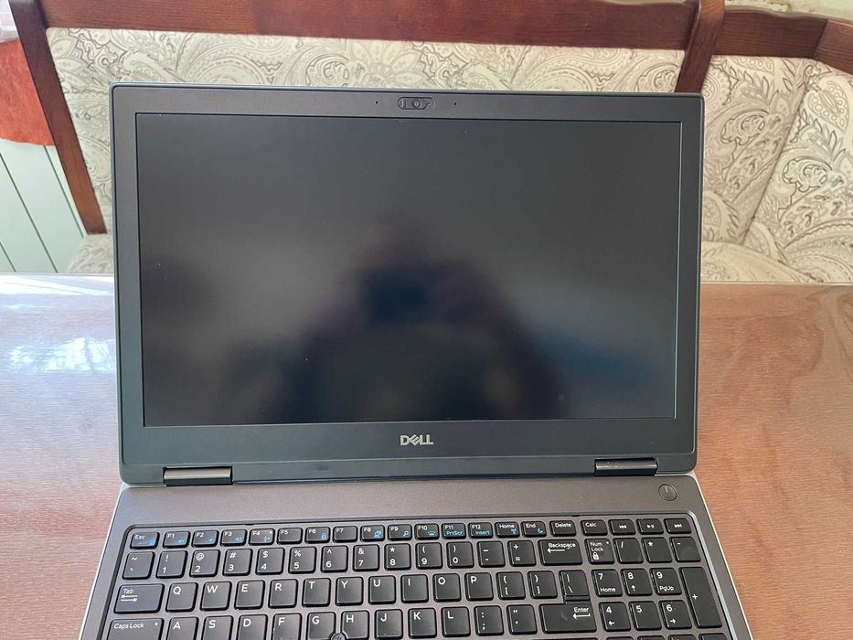 Ноутбук 15" FHD Dell Precision 7540 (Xeon E-2276M/16Gb/SSD256Gb/T1000)