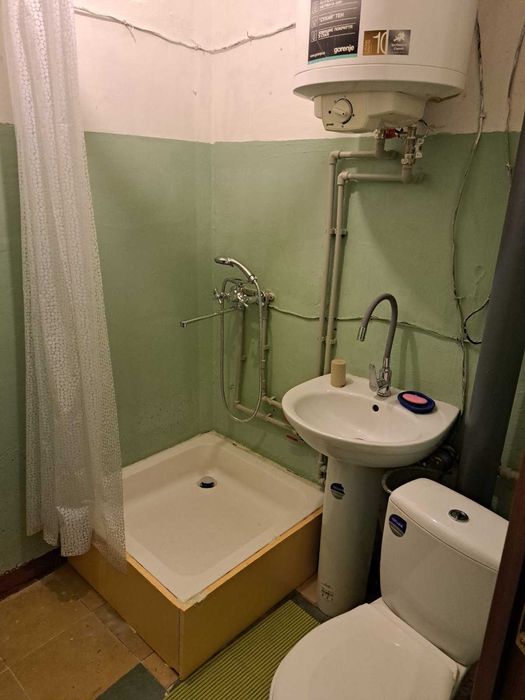 Продается 1 комнатная квартира район Артема. Славянск.