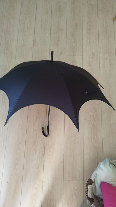 Chapéu de chuva da Bruxa , Chapéu da Bruxa