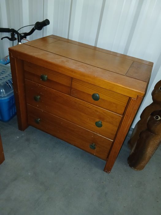 Comodas/mesa de cabeceira