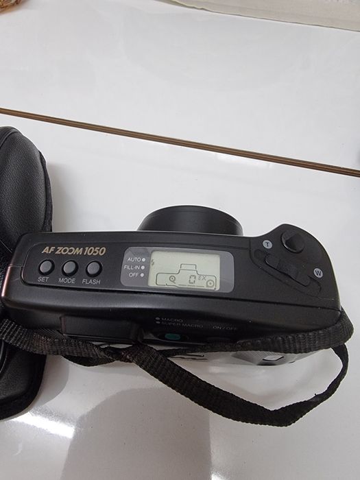 Máq fotográfica Samsung AF ZOOM 1050