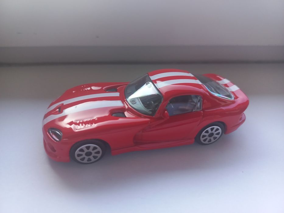 Bburago Dodge Viper GTS, skala 1:43