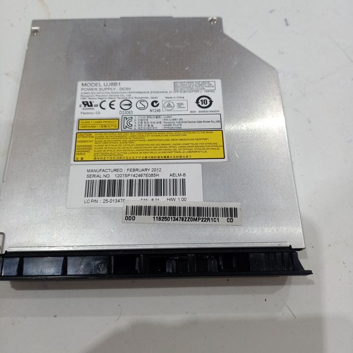 Czytnik DVD cd-rom do laptopa model uj8p1