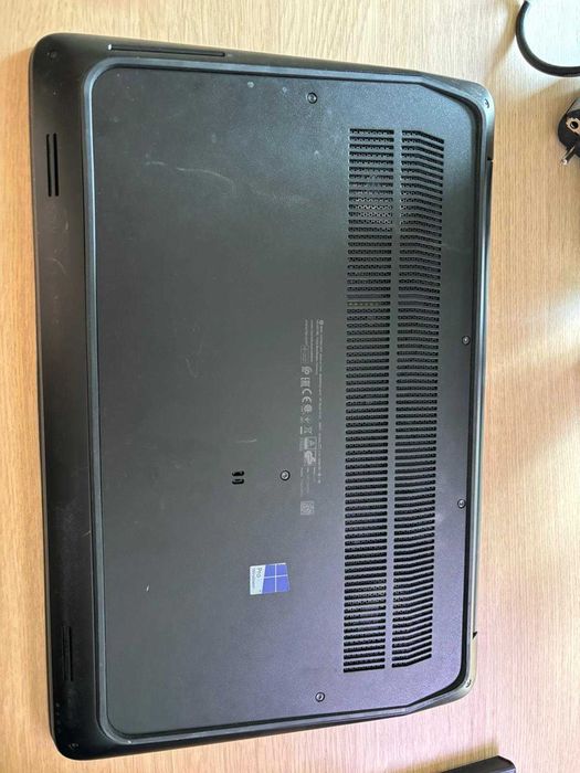 Laptop HP ZBOOK 15 G3 32GB RAM + stacja dokująca + zasilacz