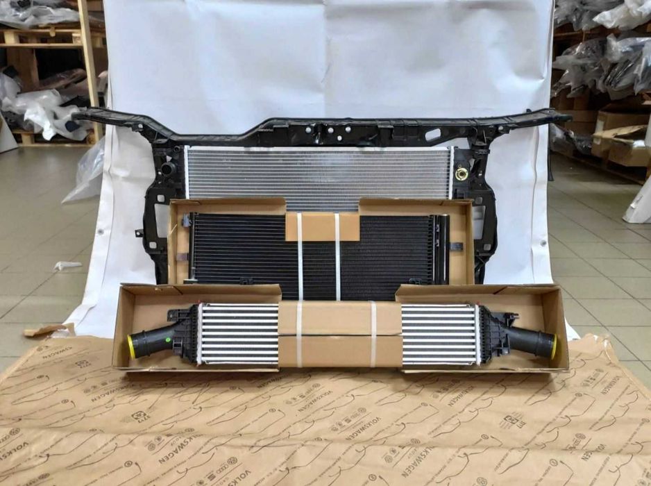 Підсилювач бампера Audi A3 A4 A5 A6 Q3 Q5 Q7 брус безпеки Ауді.