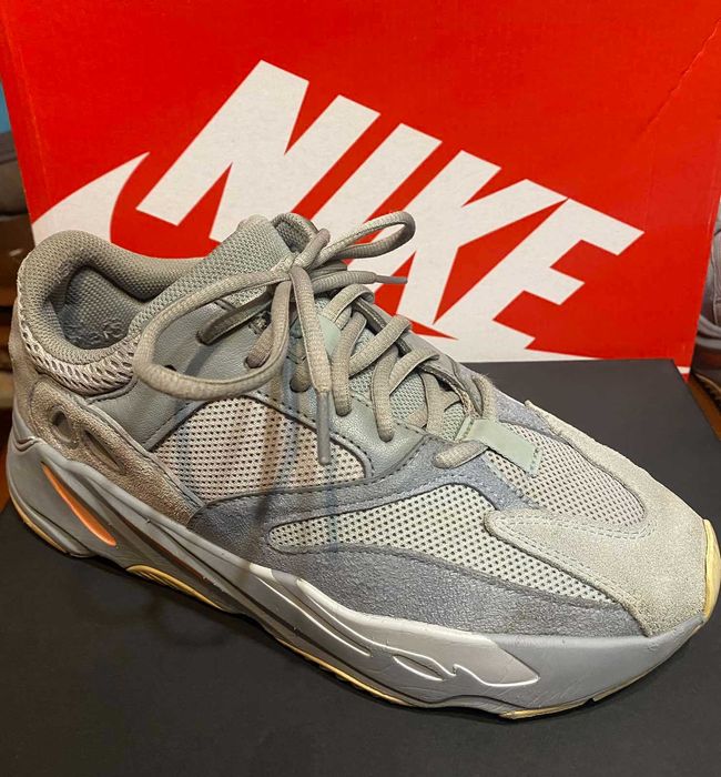 Nike Yeezy Boost 700 Inertia - 40 2/3 розмір