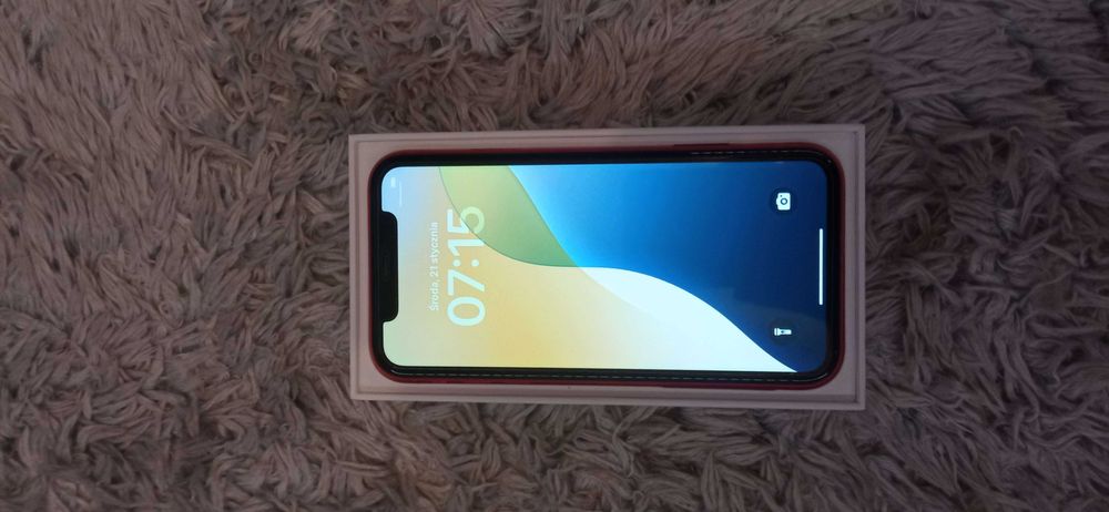 Iphone 11 128GB  76% Red