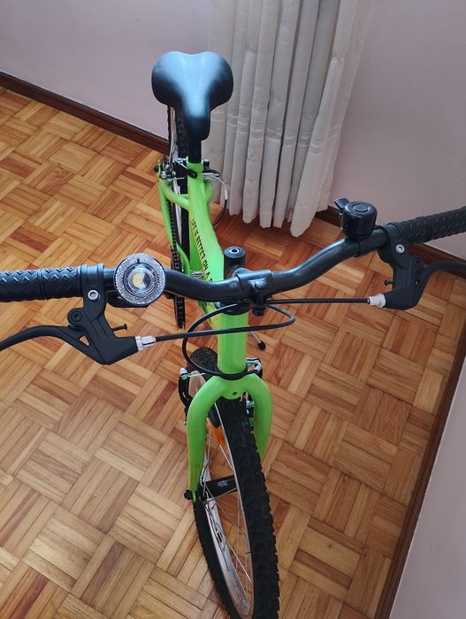 Vendo bicicleta 20polegadas como nova leia o anúncio