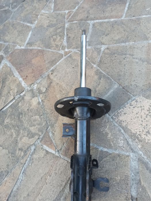 Стойка амортизатора мазда6