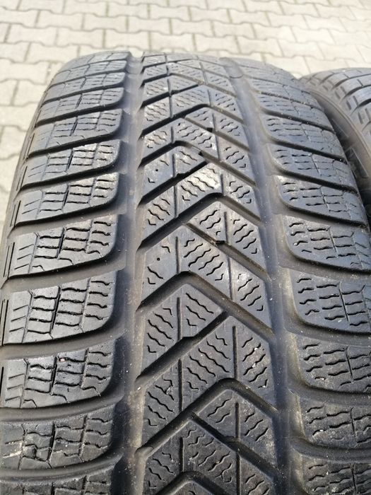 255/45R19 104V M+S Pirelli Sottozero 3 Winter MO