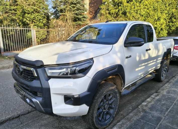 Разборка Toyota Hilux дзеркала