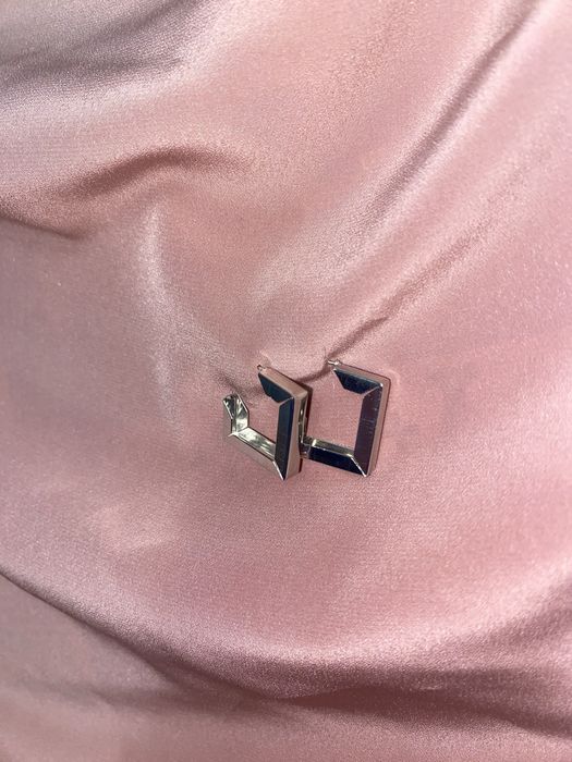 Неймовірні сережки