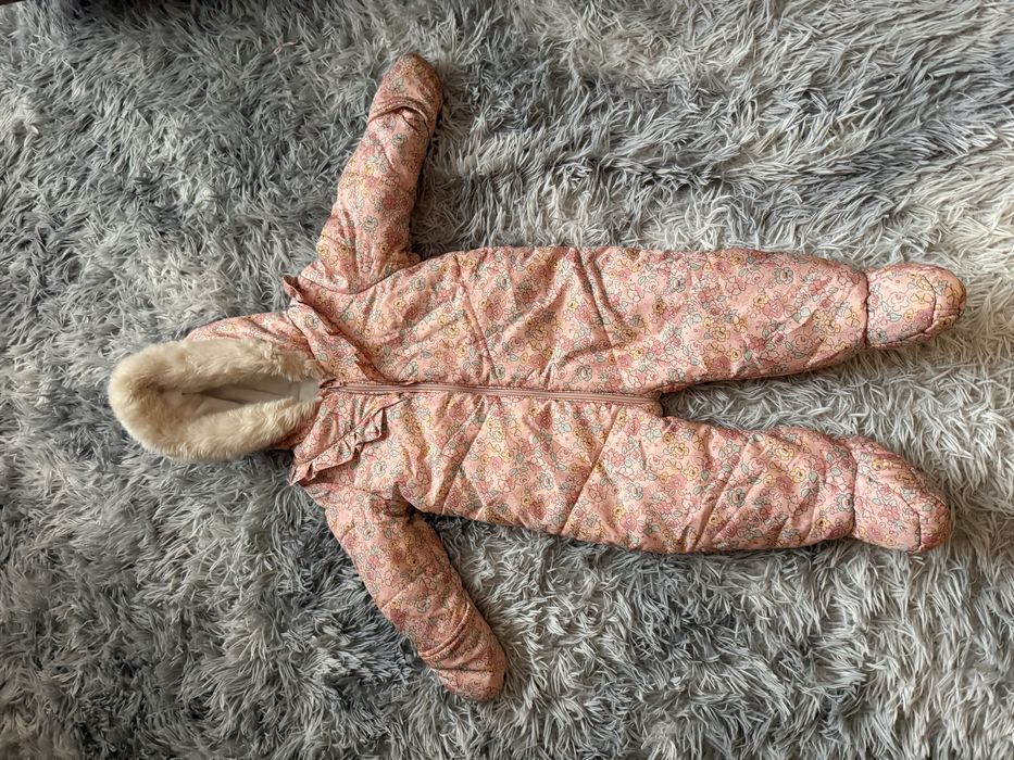 Зимовий комбінезон