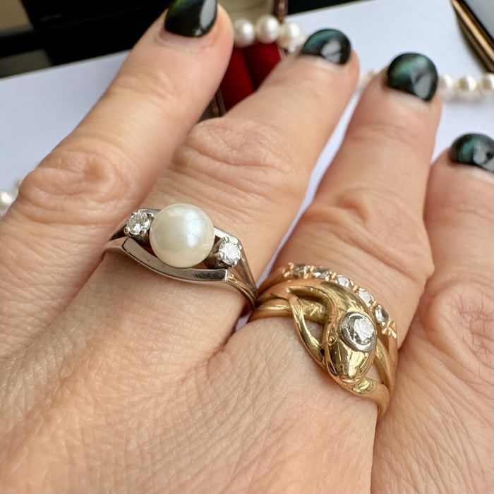 Retro pierścionek złoto białe 14k perła diamenty 0.14 ct  R18