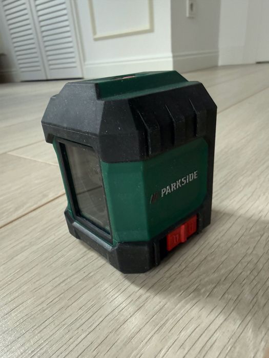 Laser krzyżowy Parkside HG05968 + uchwyt – sprawny