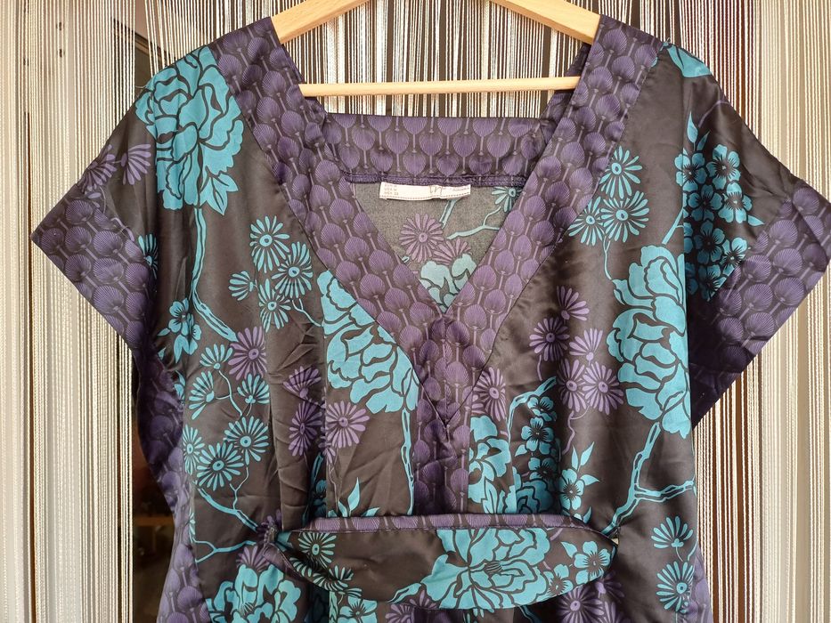 Vestido/Túnica/Kimono com padrão floral azul escuro/turquesa da Zara M