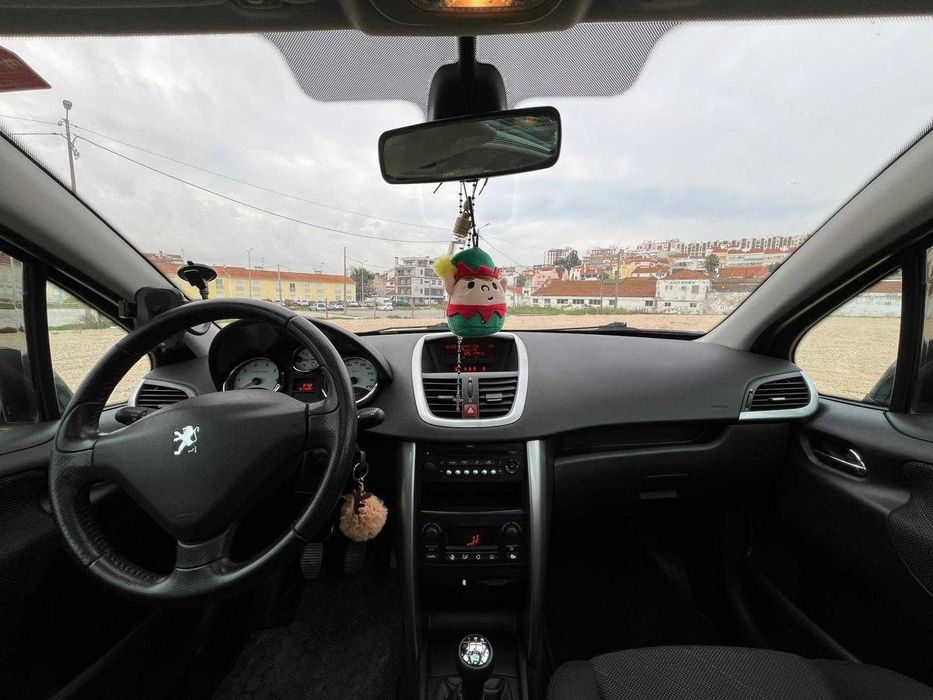 Peugeot 207 SW 2009  Muito bem conservado