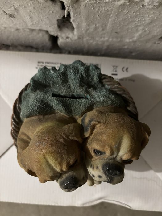 Figurki psów piesków porcelana i nie tylko