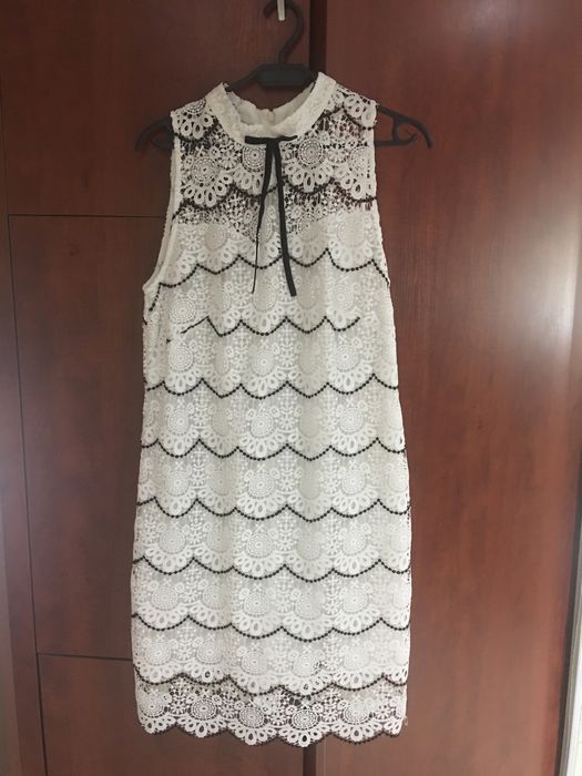 Sukienka koronkowa