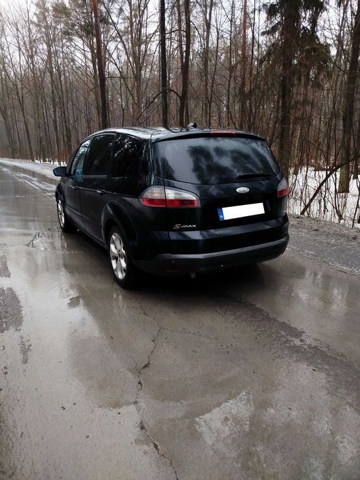 Wynajem Ford S-Max - krótko i długoterminowo