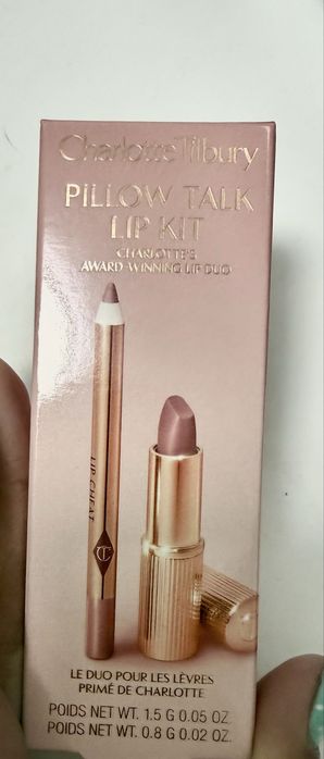 Charlotte Tilbury Pillow Talk Lip Kit.