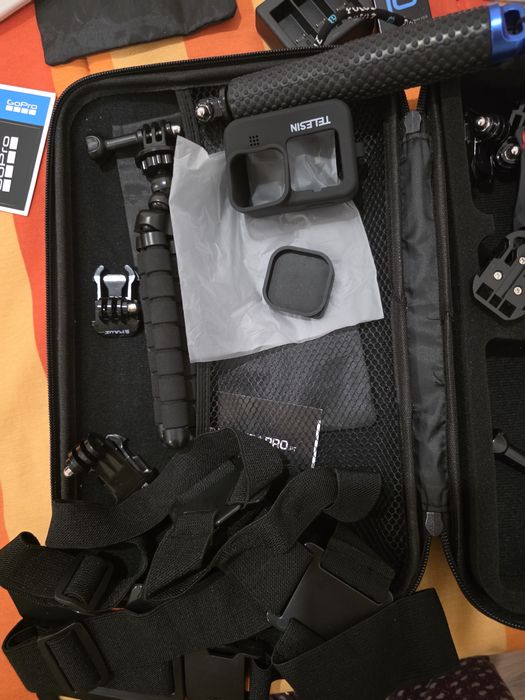 Go pro hero 10 com cartão memória e acessórios
