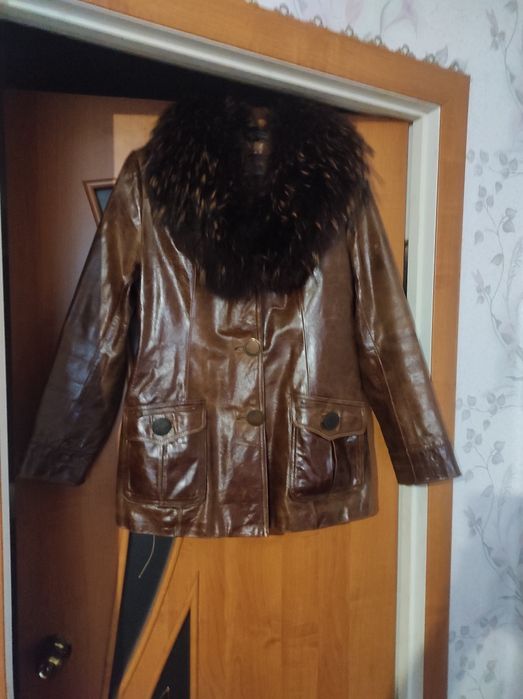 Куртка кожаная с подкладкой,пальто мужское