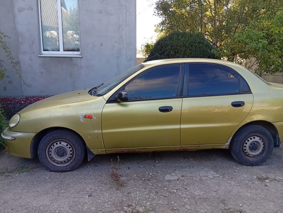 Автомобіль Daewoo