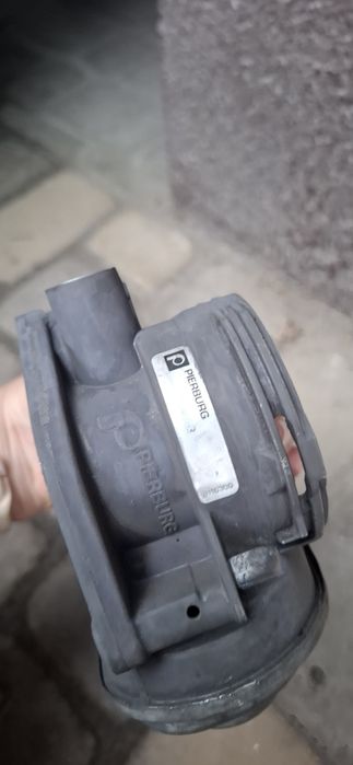 Дросельна заслонка VW TOURAN 2009 2.0 TDI