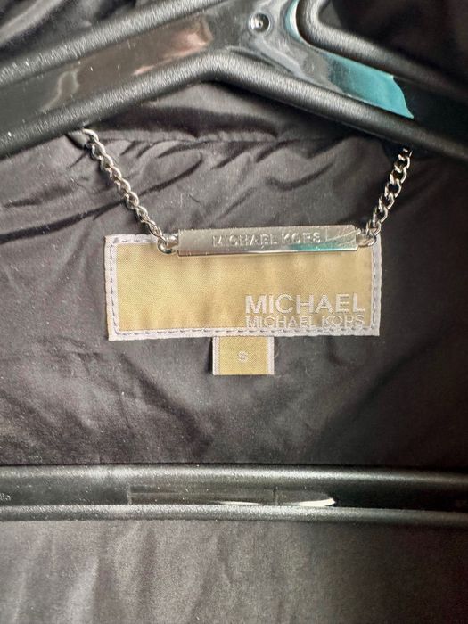 Casaco Michael Kors de penas