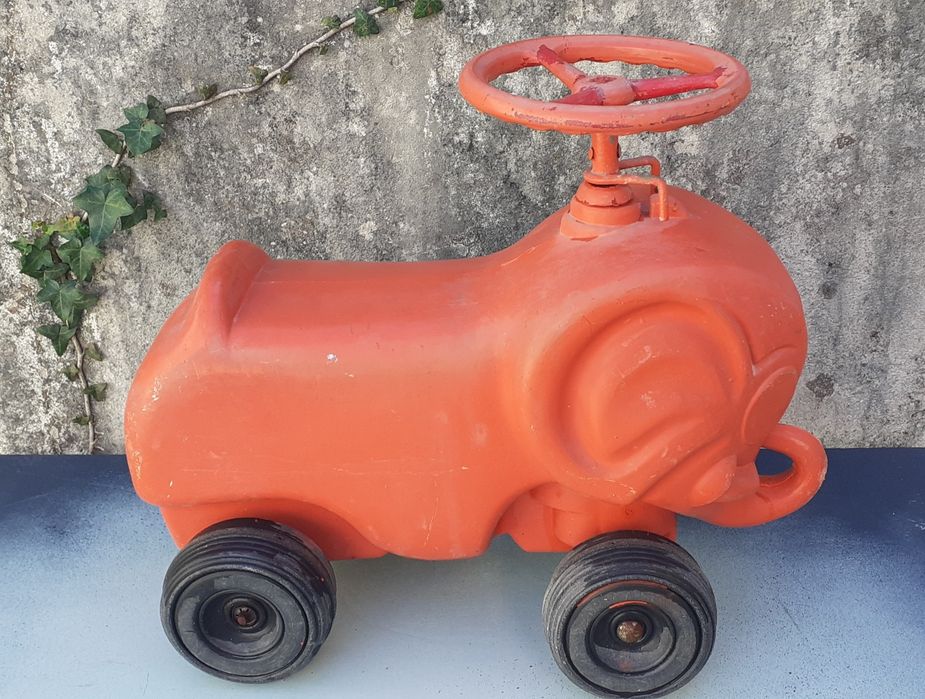 Brinquedo Português? Triciclo