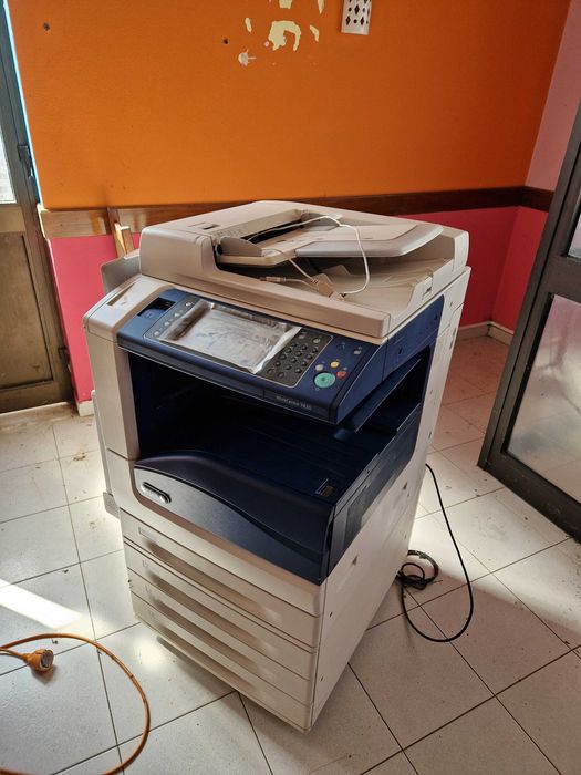 Impressora Xerox Profissional64751877602561124