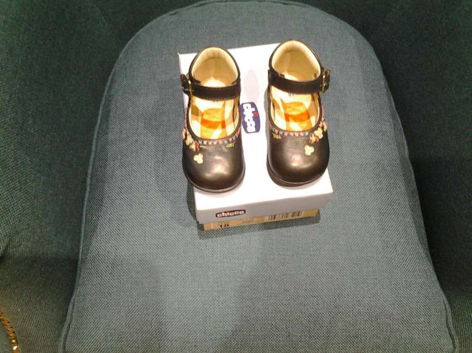 Sapatos de menina da Chicco