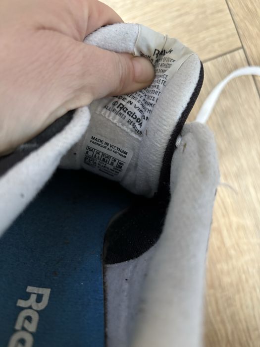Czarno białe buty sportowe sneakers zamszowe Reebok Classic 38